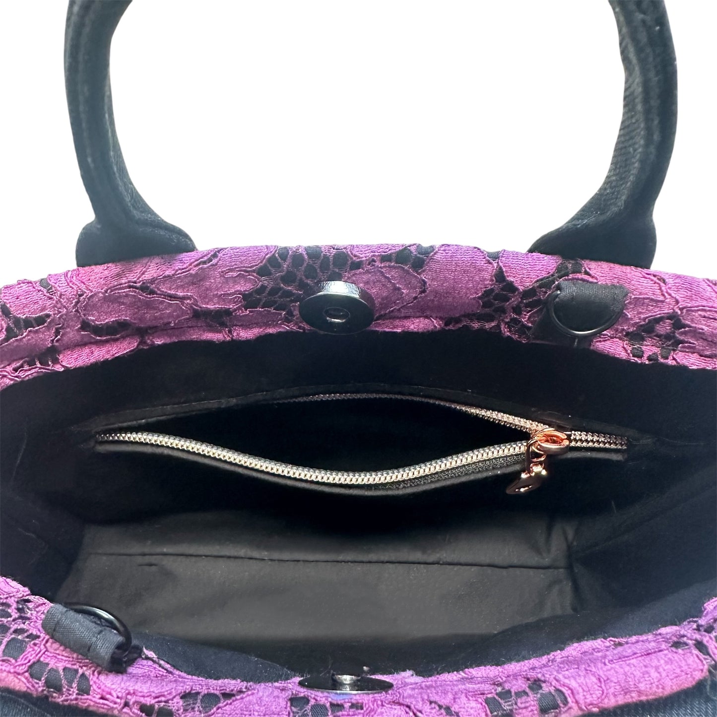 Lace and Bloom Compact Tote